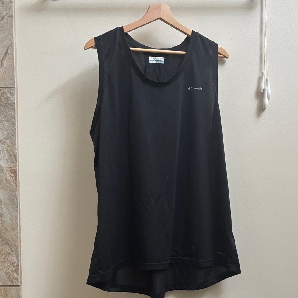 Columbia Women's Black Workout Top
